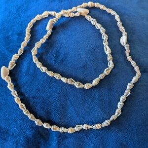 Shell necklace